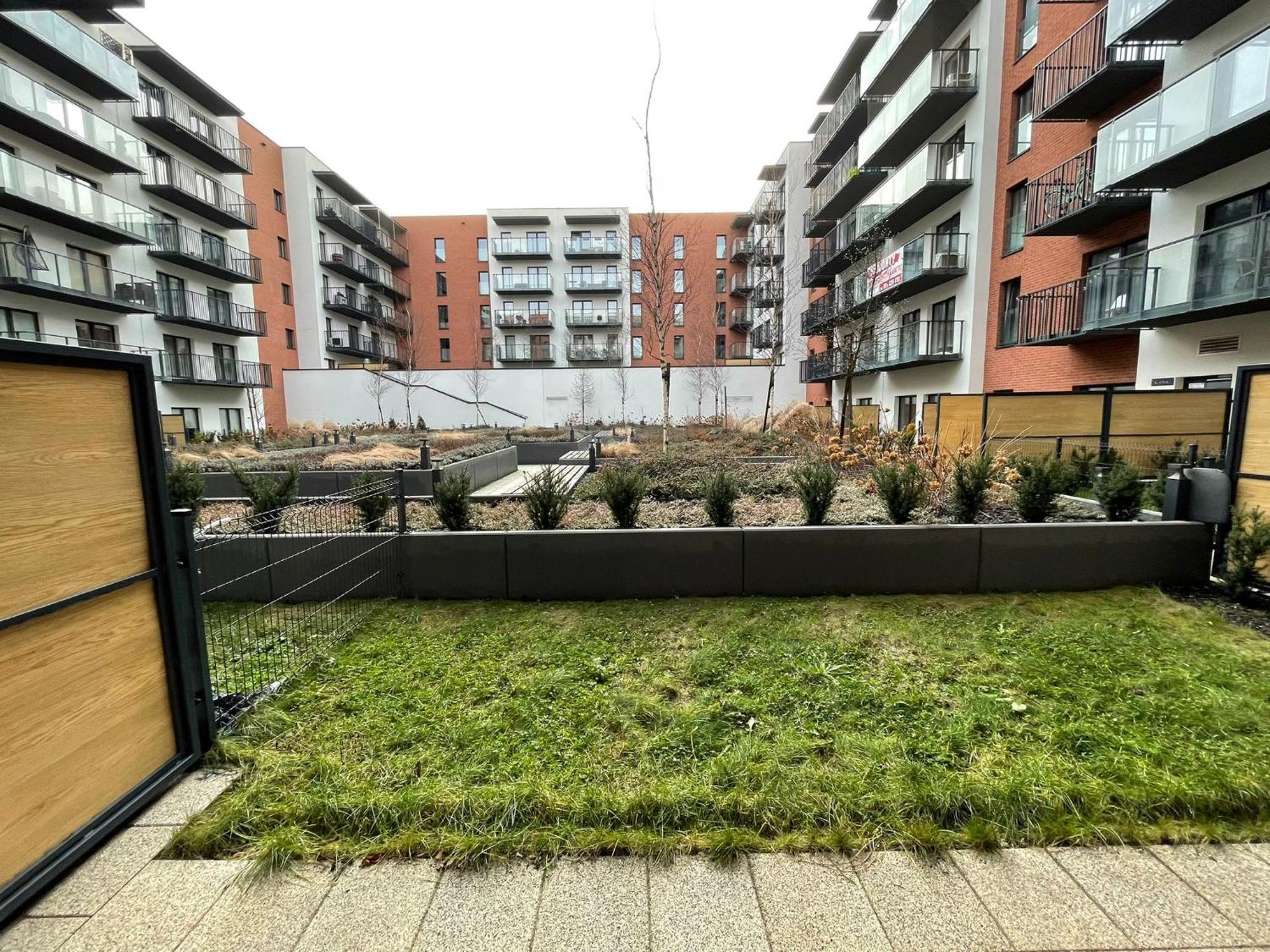 New Comfortable With Patio On Klimeckiego Street Apartment Krakau